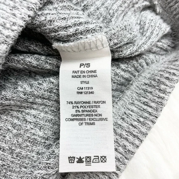 Garage Mock Neck Ribbed Sweater Size Small - Picture 6 of 6